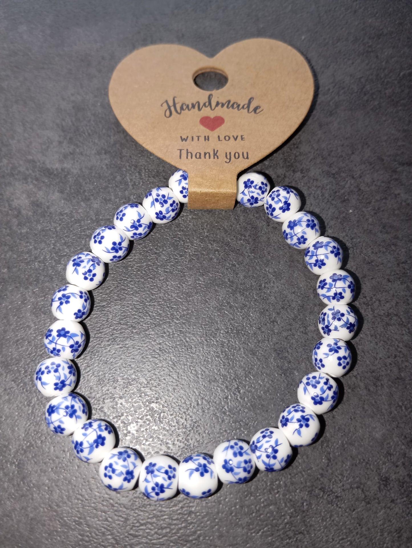 Armband Blumenmuster