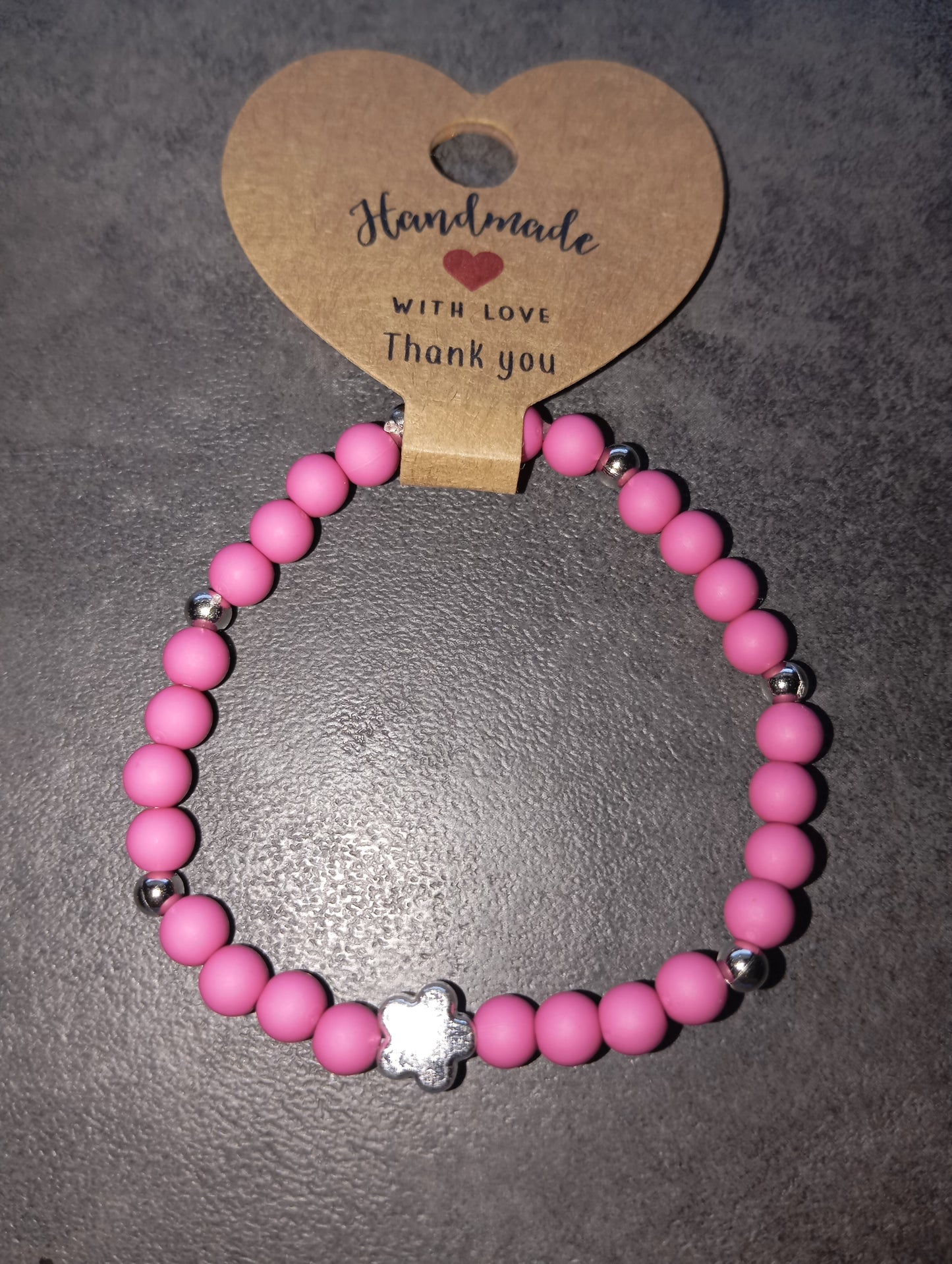 Armband pink mit Blume